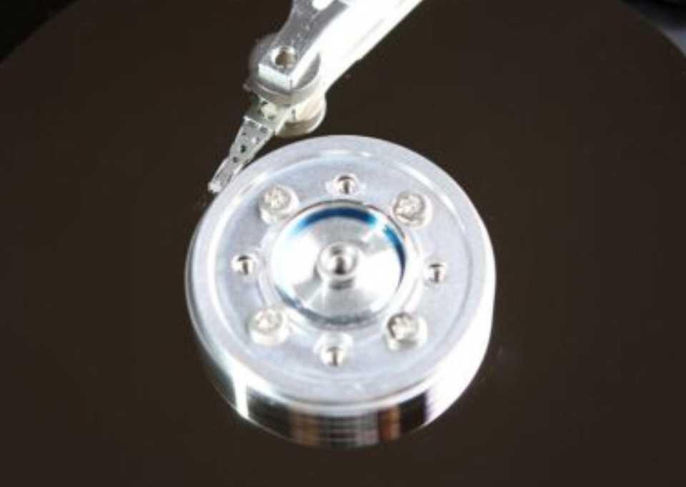 硬碟讀寫頭故障 拯救硬碟資料就靠這幾招