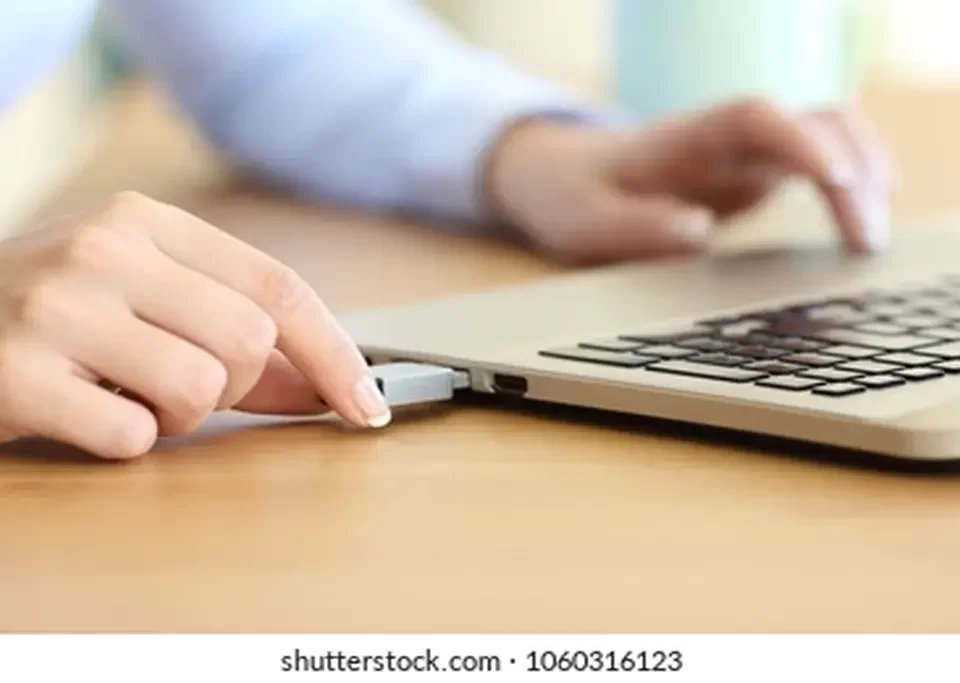 usb-flesh-port 筆電故障 資料還原