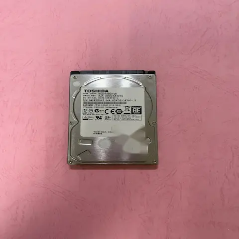 陳先生|東芝硬碟冒煙無法讀取